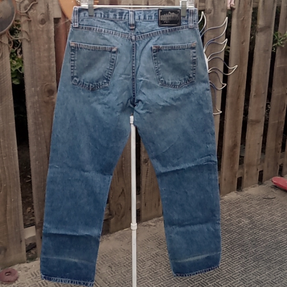 Men's jeans brand Silverado. Blue. Distressed. Talla.33.